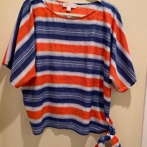 Woman’s Large Michael Kors shirt